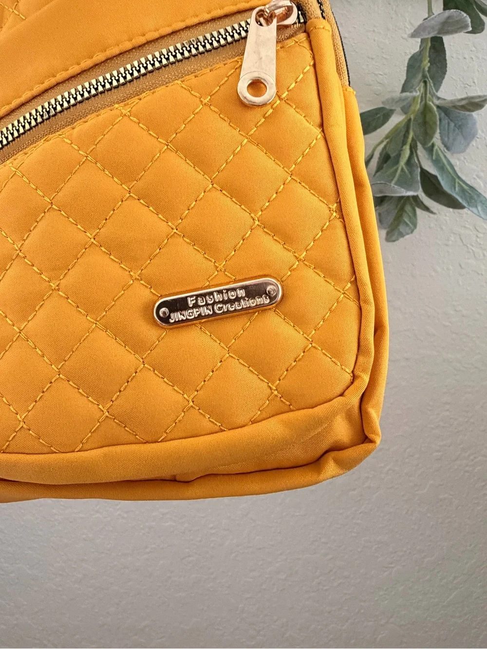 Jingpin mustard yellow